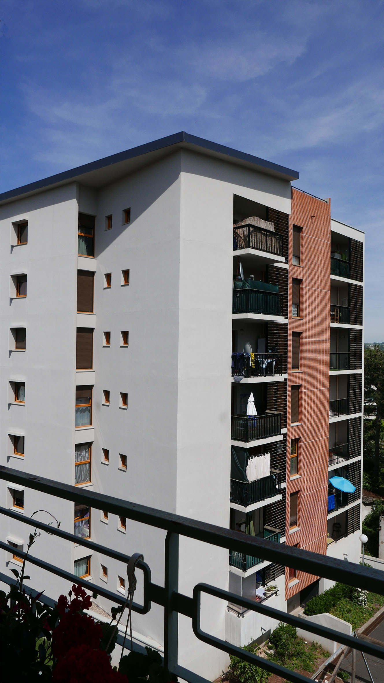 14 logements sociaux à Villefranche sur Saône – Atelier Torrecilla ...